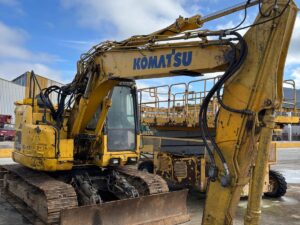 Komatsu PC138US-11