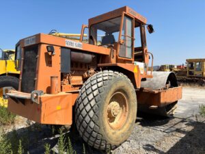 Case Vibromax W1102