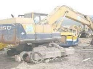 Komatsu PC210-3