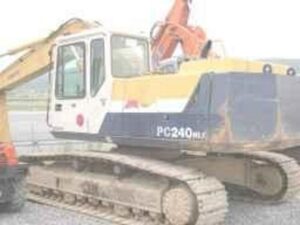 Komatsu PC240-5