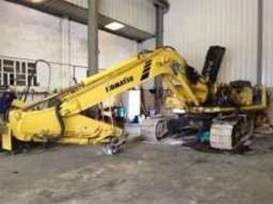 Komatsu PC240-6