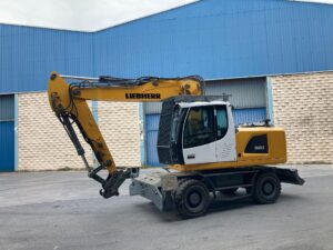 Liebherr A920