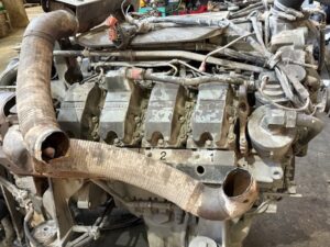 Liebherr D9508