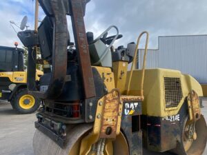 CAT CB214E