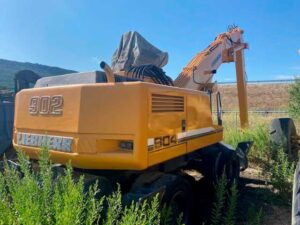 Liebherr A 902 Litronic